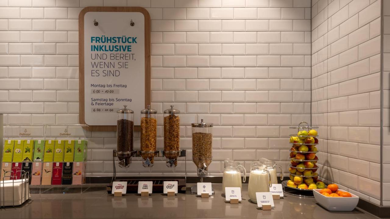 Holiday Inn Express - Munich North By Ihg Екстериор снимка