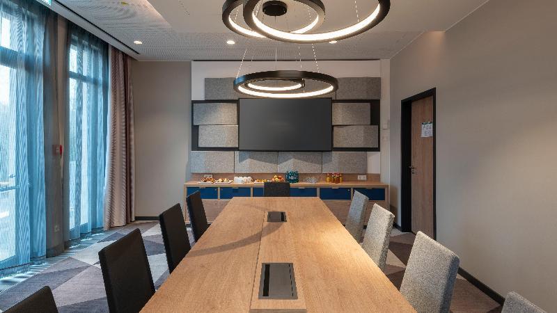 Holiday Inn Express - Munich North By Ihg Екстериор снимка